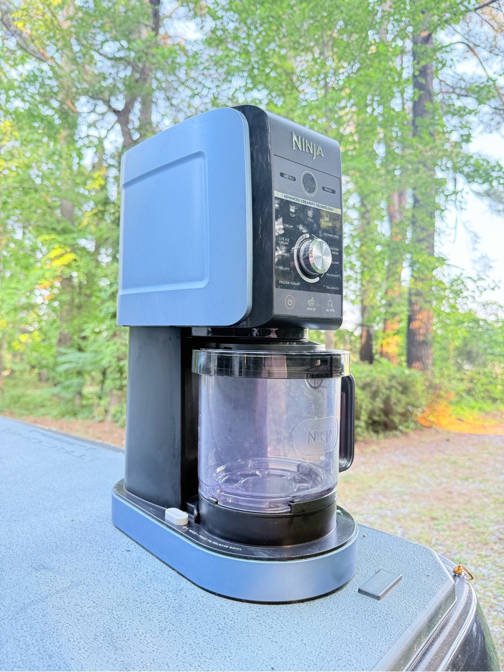 Ninja CREAMi Deluxe Ice Cream Maker | 11-in-1 BLUE
